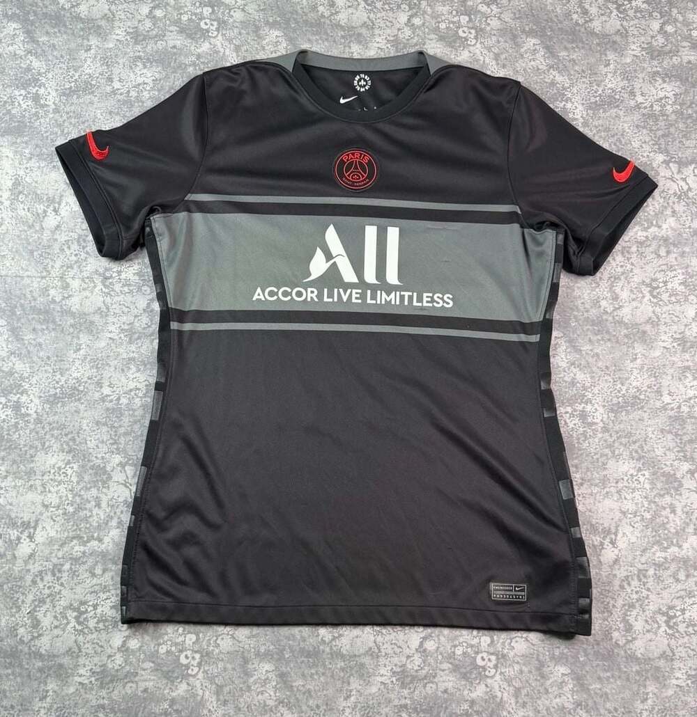 Messi Authentic 2021/22 PSG Third Kit Jersey Large Black #30 Authentic UCL Patch
